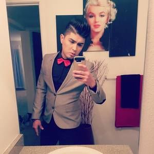 Meet your Posher, Torres